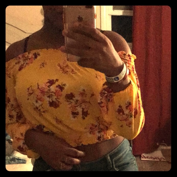 Charlotte Russe Tops - Flare Shirt